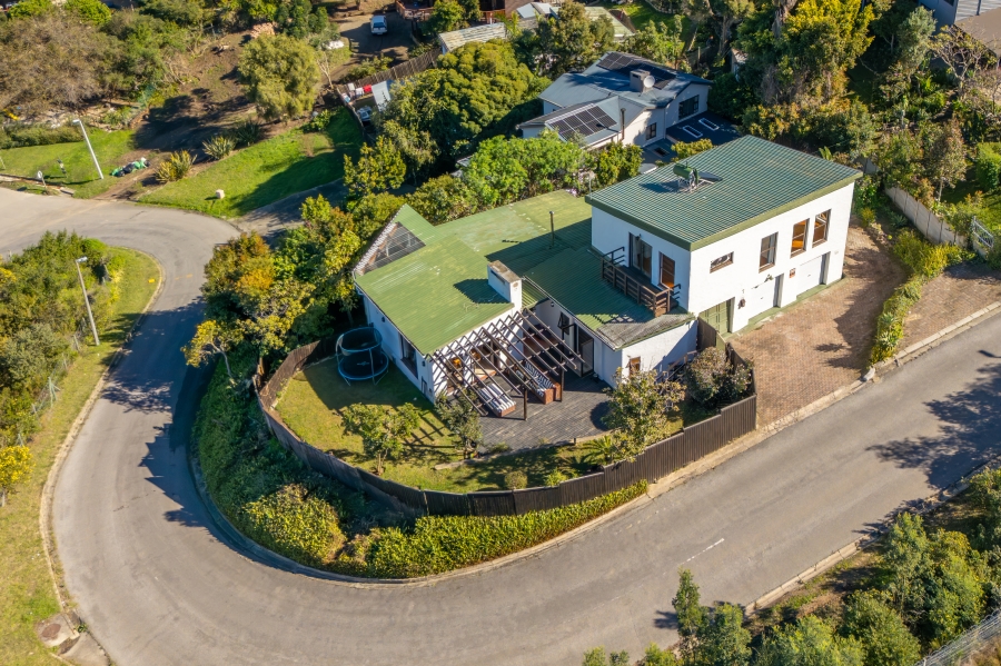 5 Bedroom Property for Sale in Heuwelkruin Western Cape